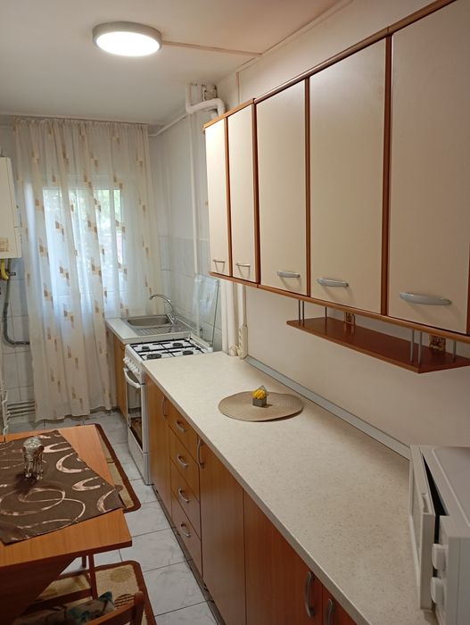 Garsonieră de închiriat