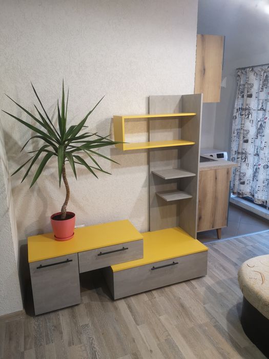 Продава се Двустаен апартамент в Варна, Лятно кино Тракия - 85 кв.м за 6 €/кв.м - Снимка #1