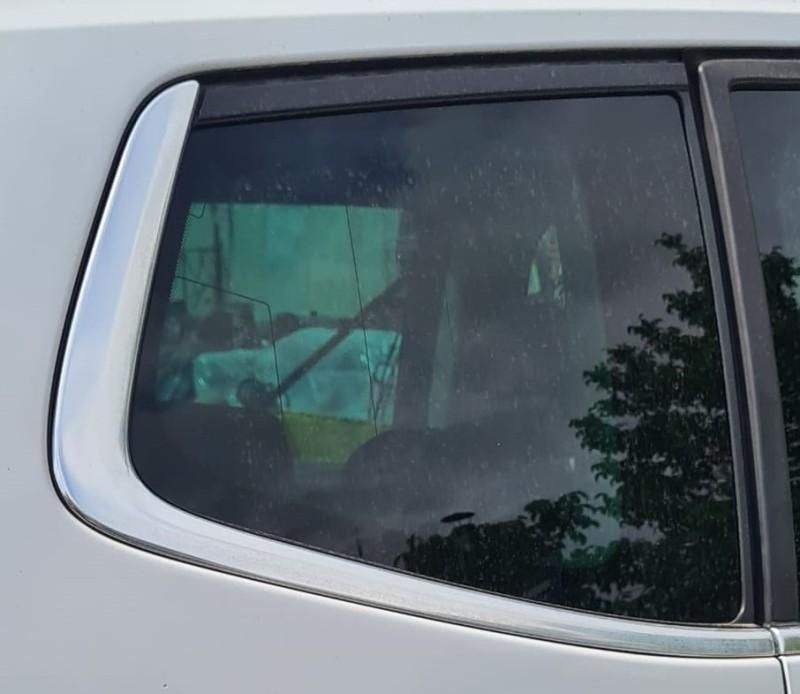 Geam fix cheder crem caroserie dreapta spate Opel Zafira C