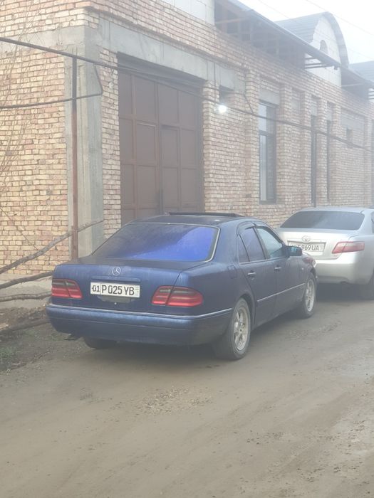 Mercedes Benz W210 E320