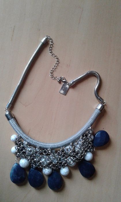 Продавам колиета