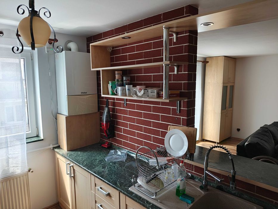 Inchiriez apartament 3 camere!