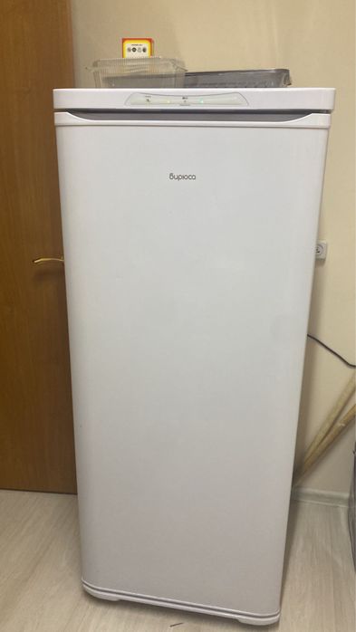 Морозильник вертикальный