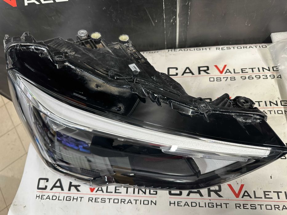 Фар фарове десен Audi Q3 F3 лед far farove Audi Кю3 Ф3 ЛЕД LED