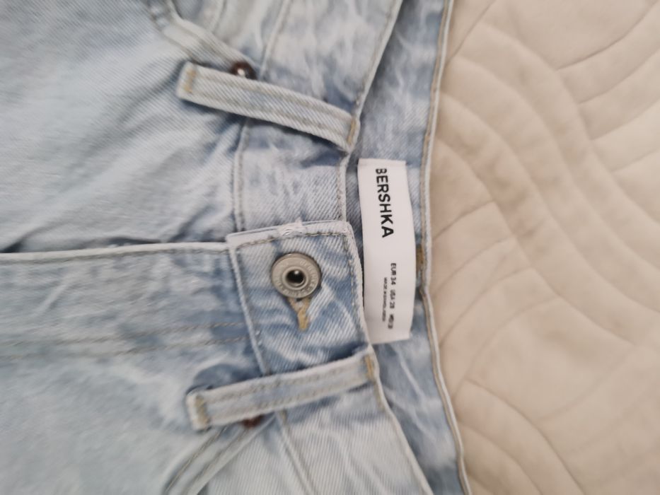 Шорты джинсовые мужские  Bershka