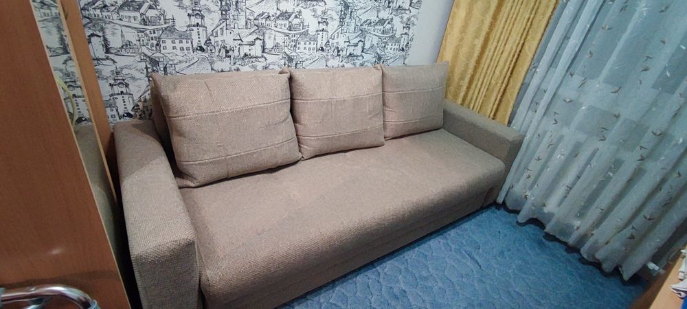 Продам диван в отличном состоянии