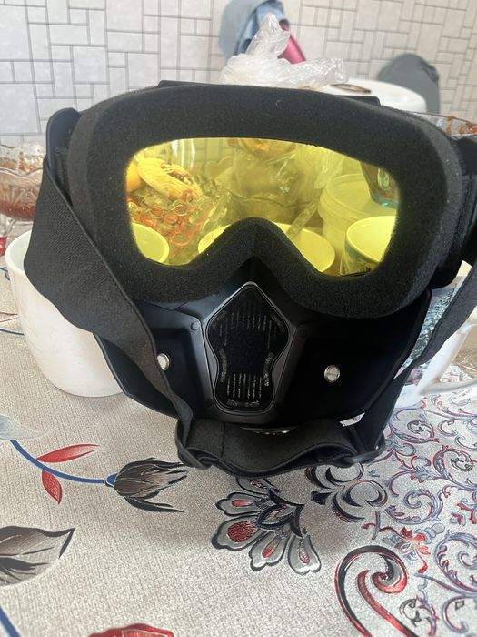 Продам шлем для мотоцикла