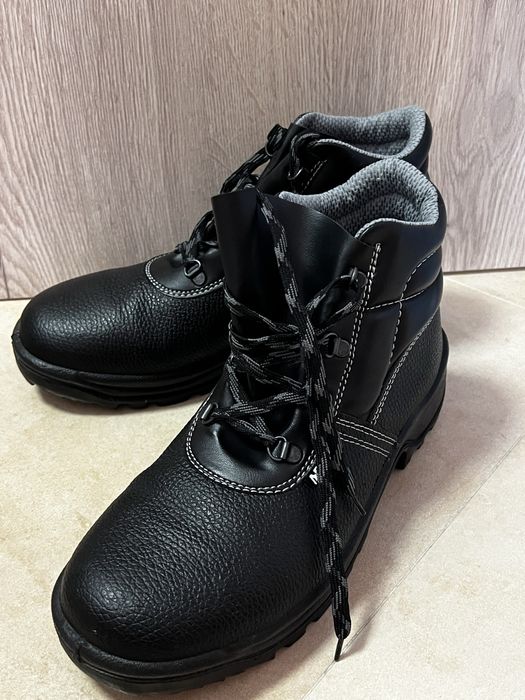 Мъжки работни обувки