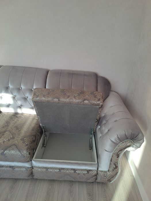 Срочно продаётся диван (Россиское производство)