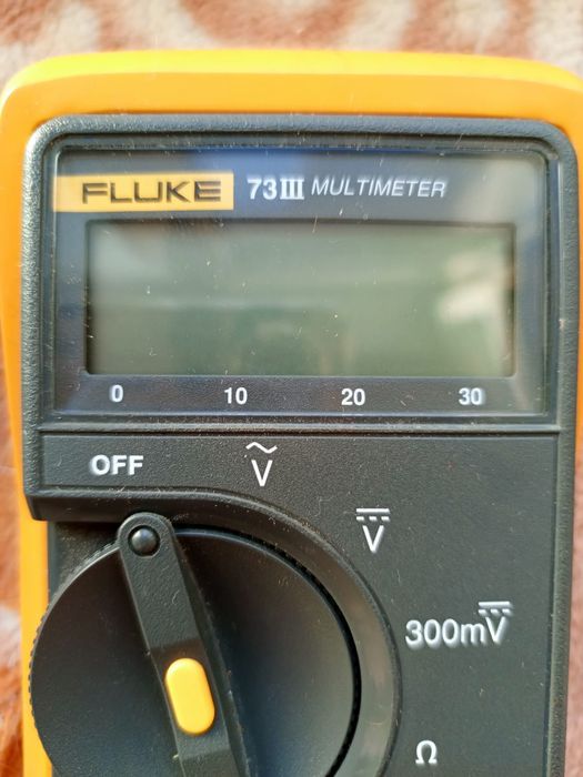 Продаётся мультиметр FLUKE