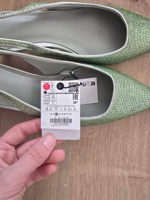 Елегантни обувки Zara
