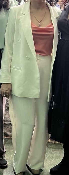 Продам платья двойки юбки