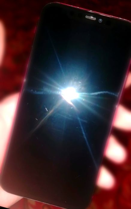 Продам Iphone 11 Red/64 gb