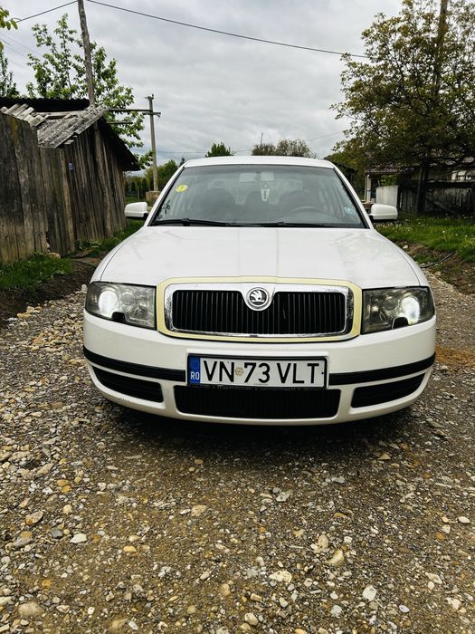 Ofer spre vanzare Skoda Superb 1