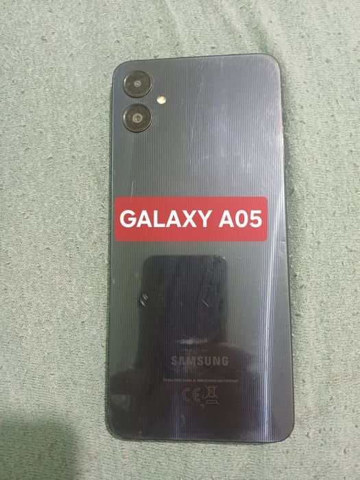 Samsung Galaxy A05 cu displayul defect. Placa este buna