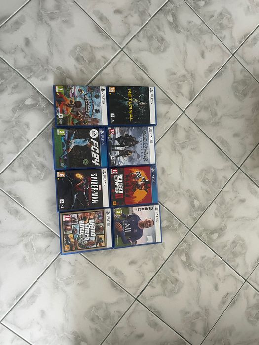 Продавам игри за PS5 и PS4