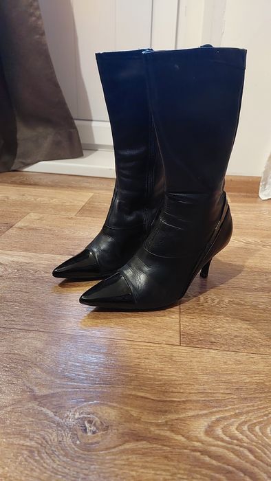 Сапоги кожанные  35 размер