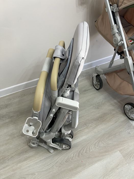 Детская коляска для близняшок