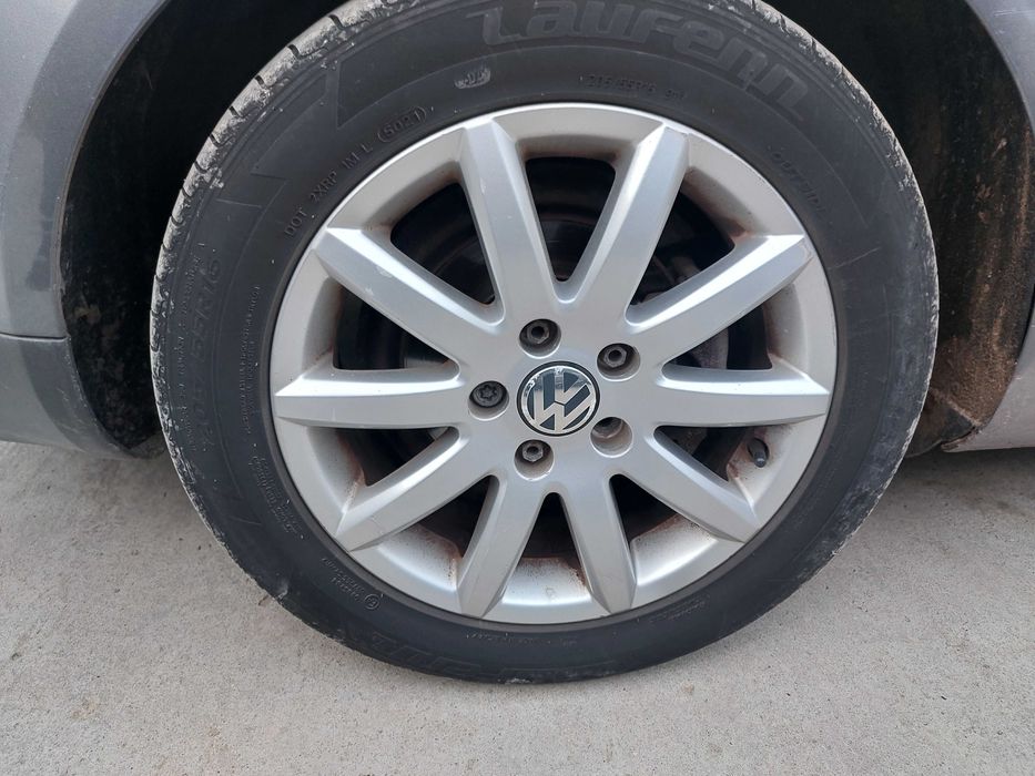 Capota fata - Orice piesa Volkswagen Jetta 1.9 TDI AUTOMAT BXE gri sobolan