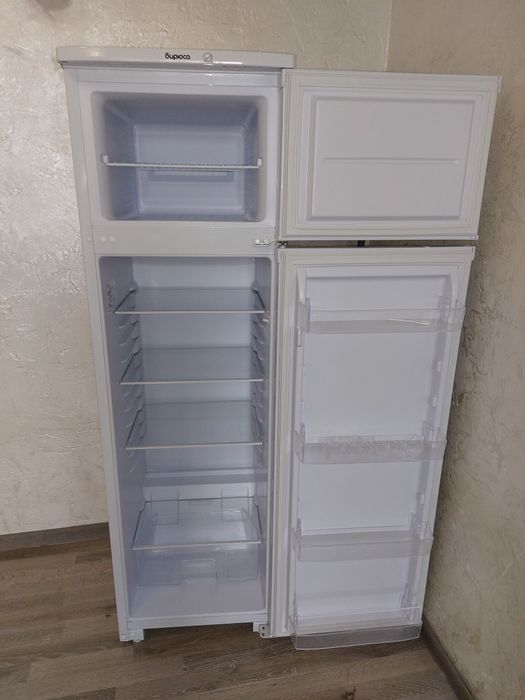 Продоётся холодильник Бирюса 124