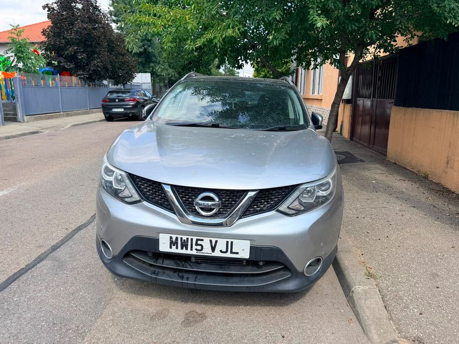 Nissan Qashqai N-Tec volan UK