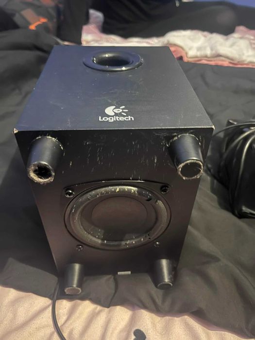 Буфер с колонки z323 Logitech