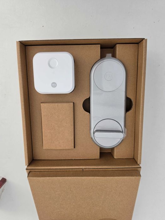 Yala inteligenta Bosch Yale Linus Smart Lock, WiFi Bridge, compatibil cu Amazon Alexa, Apple HomeKit, Google Home