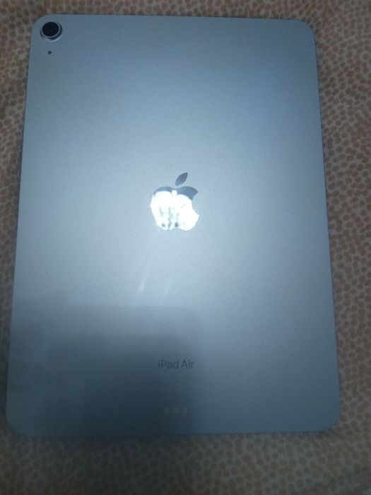 Ipad air m2 yomkost 90% 256gb karobka dokment zaryatchigi bor