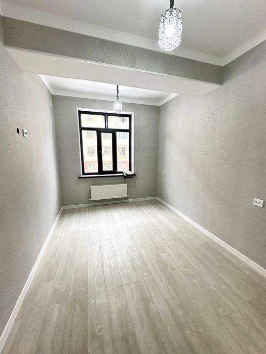 Яшнабад ЖК Азия Хаус срочно продается квартира Евроремонт  2/3/8  58м2