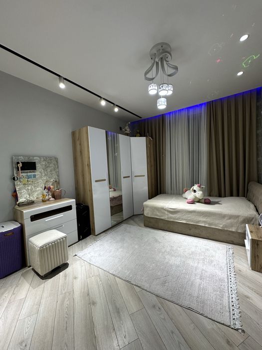 Дом (3.5 сотки 240m2 )Карасу нейрохирургия Humayun