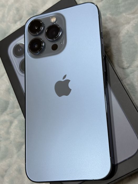 iPhone 13 Pro 256 ГБ Sierra Blue