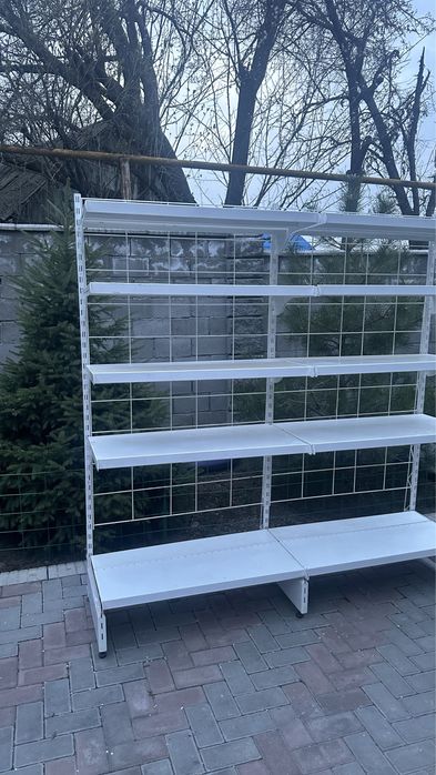 Стеллаж для магазина