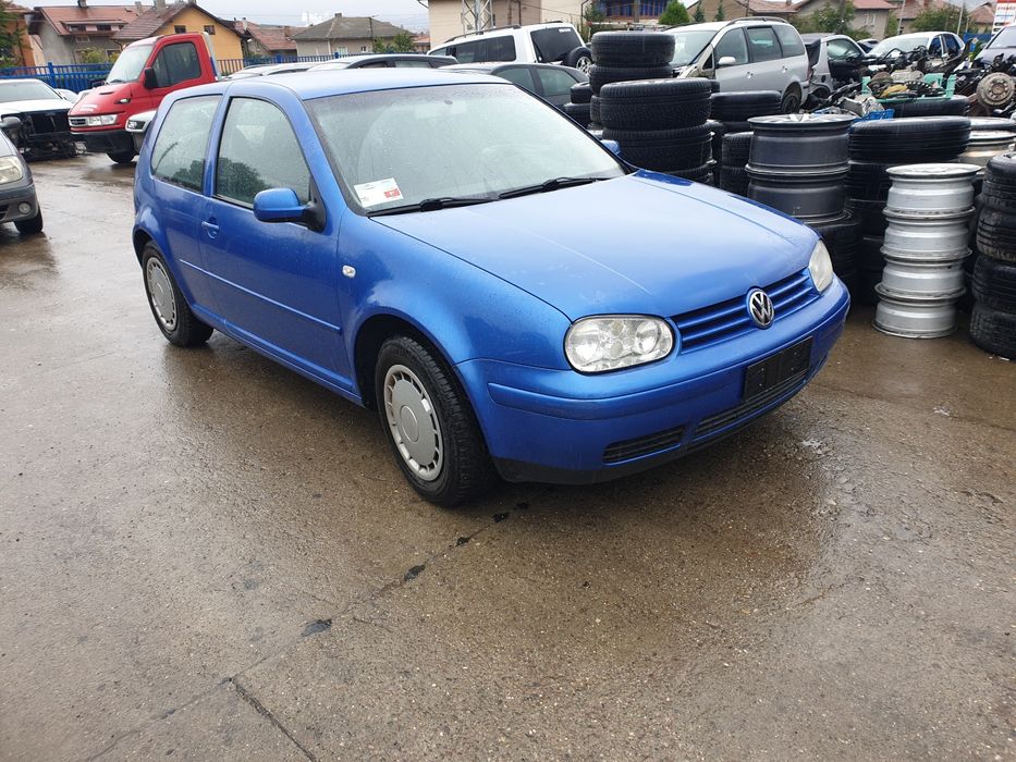 Фолксваген Голф 4 1.6 16v на части