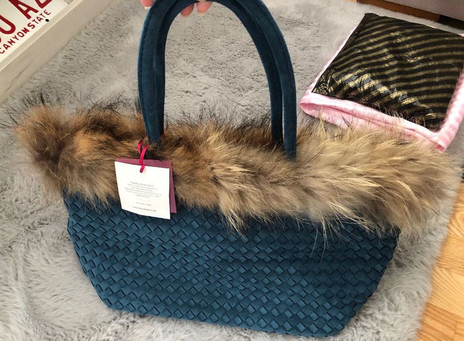 Нова чанта с истински мех