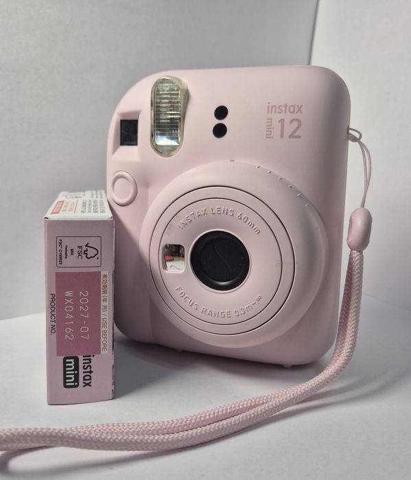 Фотоаппарат INSTAX MINI 12