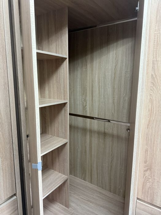 Ъглов Гардероб ЧИСТО НОВ