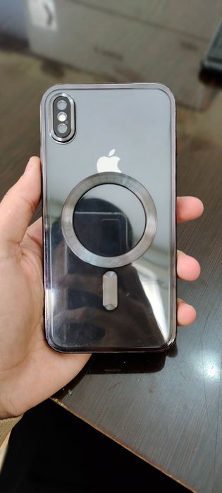 iPhone X's max sotiladi yoki obmenga