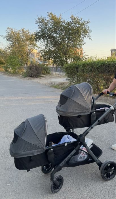 Коляска для близнецов, двойни или погодок