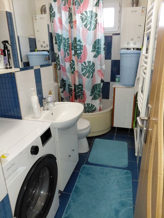 Vand apartament 2 camere