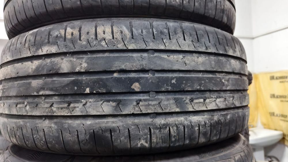 Продам летние шины 215/55/17
