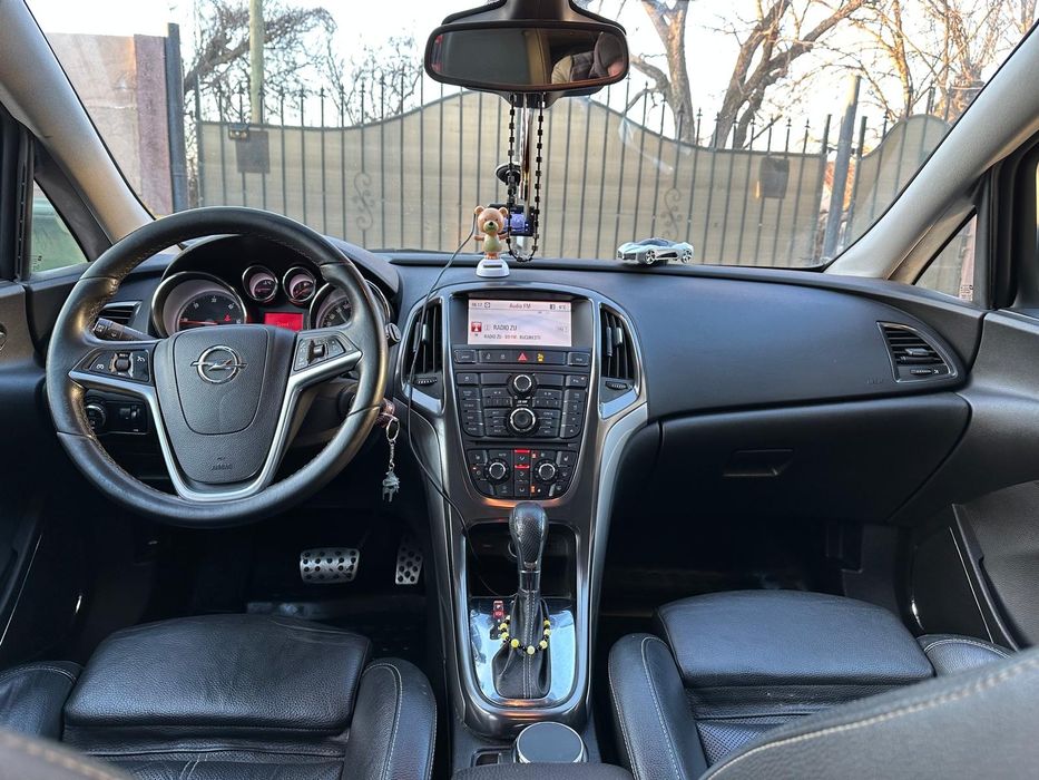 Vand opel astra J 2010