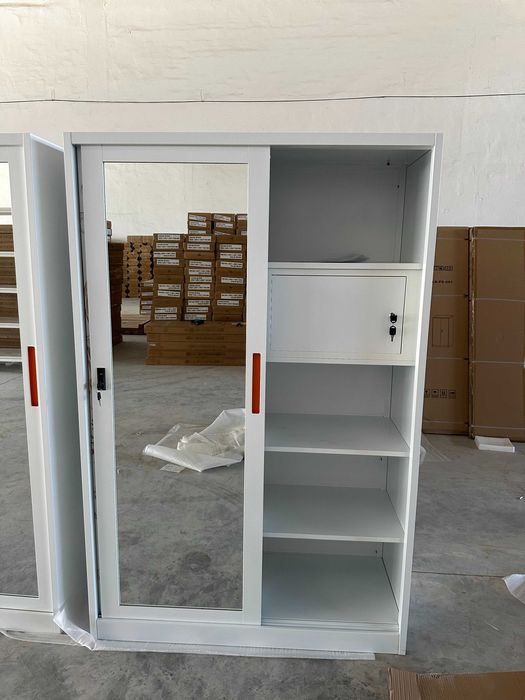 Temir shkaf sirpanma eshikli / Стальной шкаф с раздвижными дверями