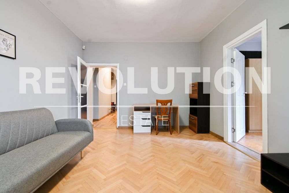 Дава се под наем Тристаен апартамент в София, Гео Милев - 100 кв.м за 750 € - Снимка #1