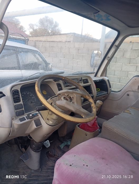 Грузовик китайский