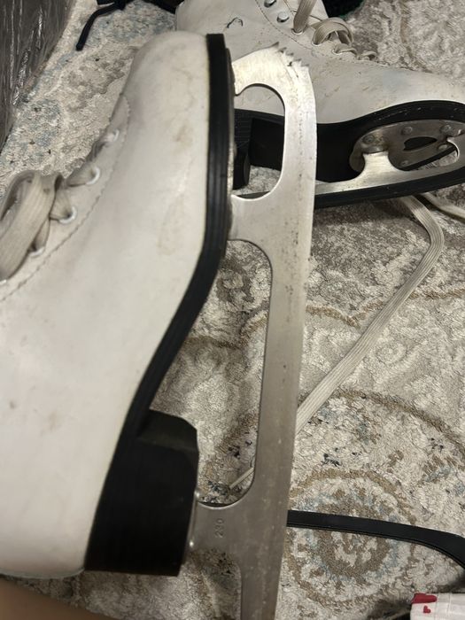 Коньки для катания