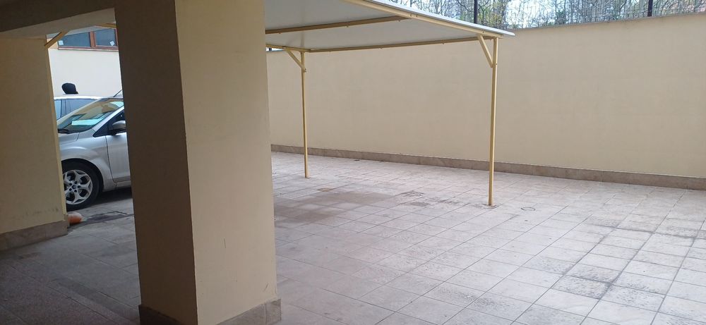 Дава се под наем Гараж / Паркомясто в Варна, Конфуто - 30 кв.м за 91.8 € - Снимка #2