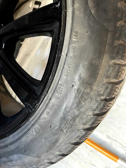 4 зимни гуми Pirelli Winter Sottozero 3 – 255/45 R19 104V