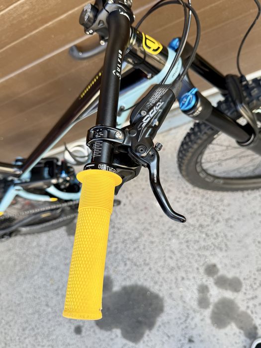 Bicicleta MTB  29” Enduro Mondraker SuperFoxy R Medium
