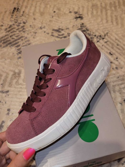 Adidași piele Diadora