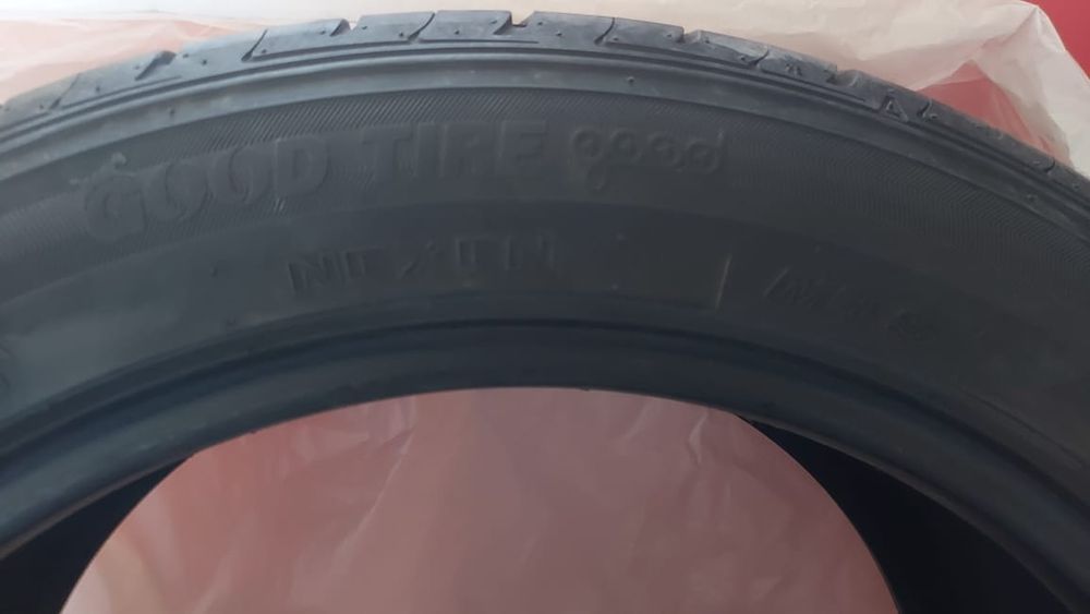 Шины для авто  245/45/R18